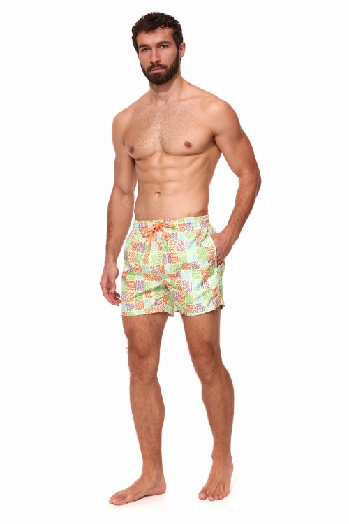 Szorty kąpielowe męskie spodenki sportowe elastyczne zagano 5675 kolor kremowy z kolorowym geometrycznym wzorem