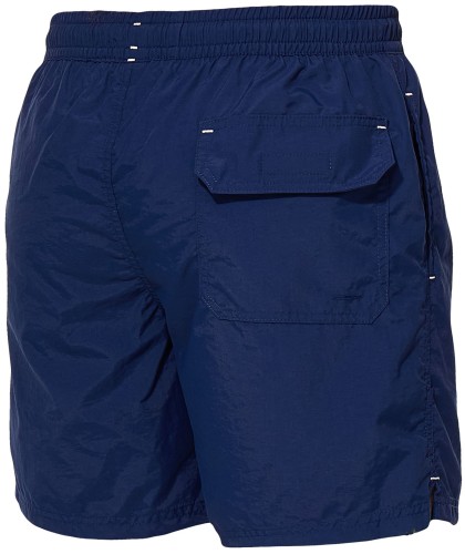 Granatowe długie szorty kąpielowe męskie ZAGANO 5115 LONG-NAVY BLUE z białym sznurkiem do regulacji i dużym pionowym logo marki na nogawce. Wygodny, sportowy fason z bocznymi kieszeniami i tylną kieszenią z klapką, idealny na basen, plażę i do pływania.